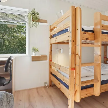 Vakantiehuis Alma - 400m From The Sea By Interhome