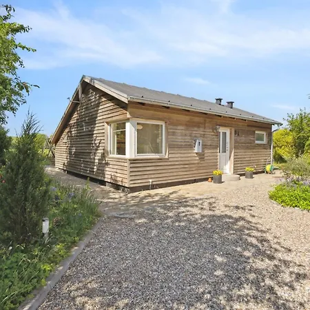 Alma - 400m From The Sea By Interhome *