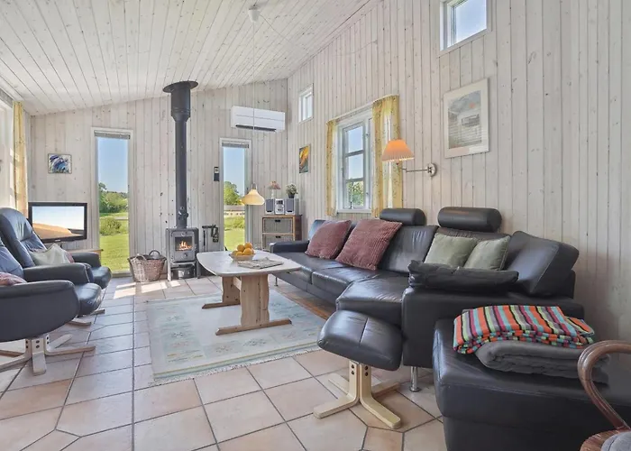 Alma - 400m From The Sea By Interhome *